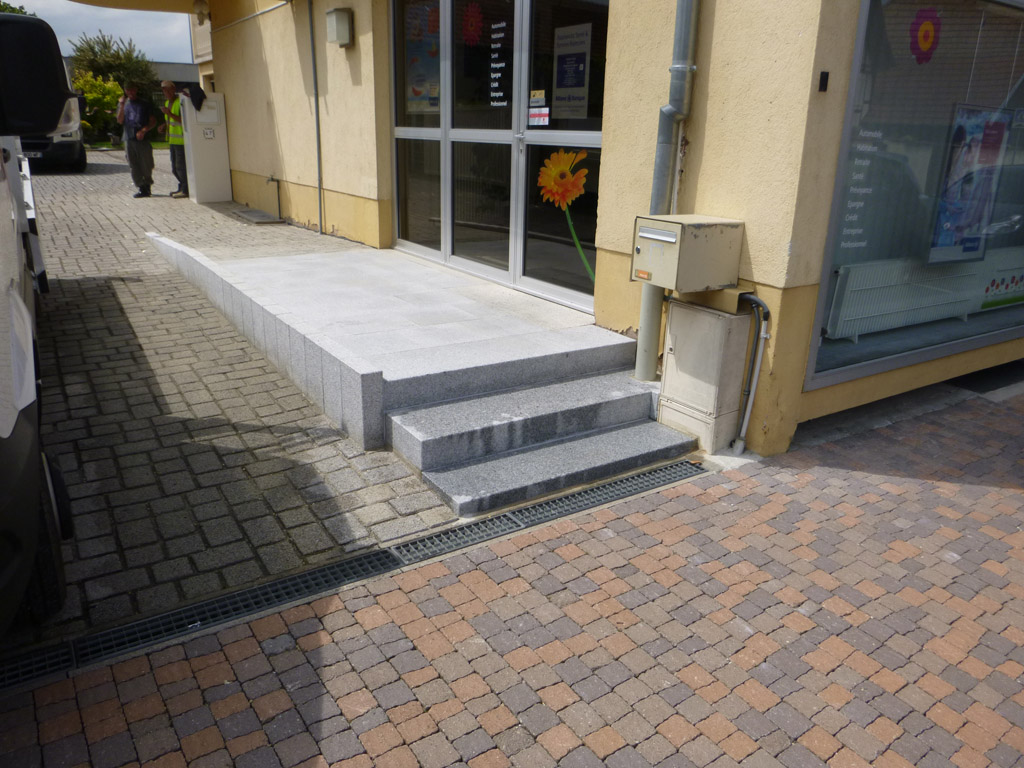 Accès PMR • STM Travaux Publics